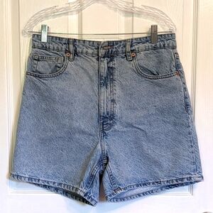 Zara Women's Light Blue Denim Shorts 5 Pockets Size 10